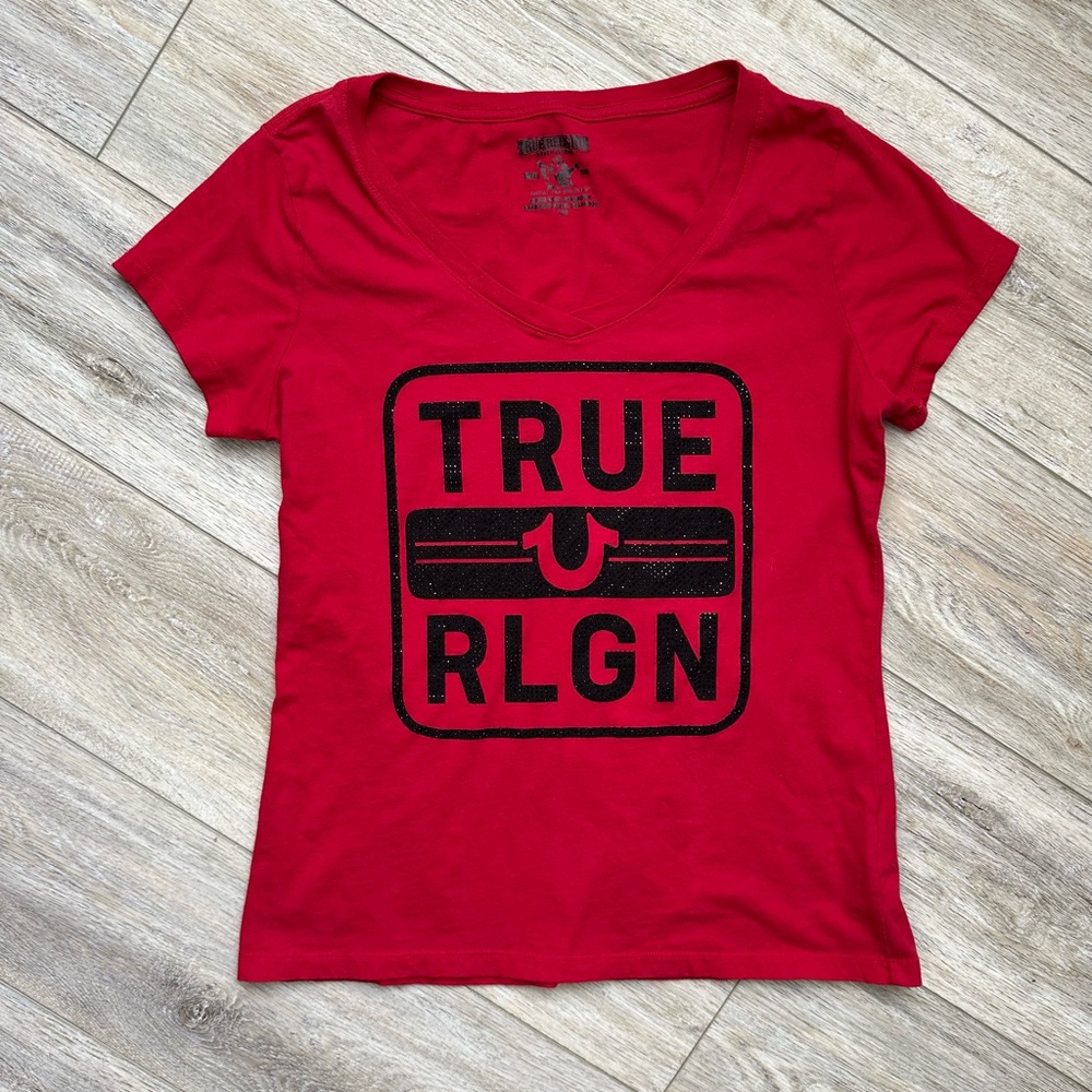 True Religion Womens Red V-Neck Graphic Tee Large
